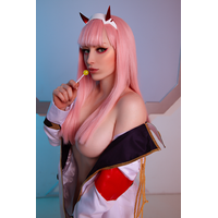 Zero Two-20-T6D6JJv2.jpg